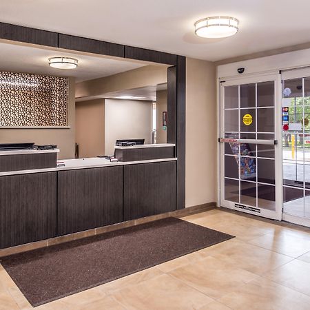Candlewood Suites - Topeka West By Ihg Экстерьер фото