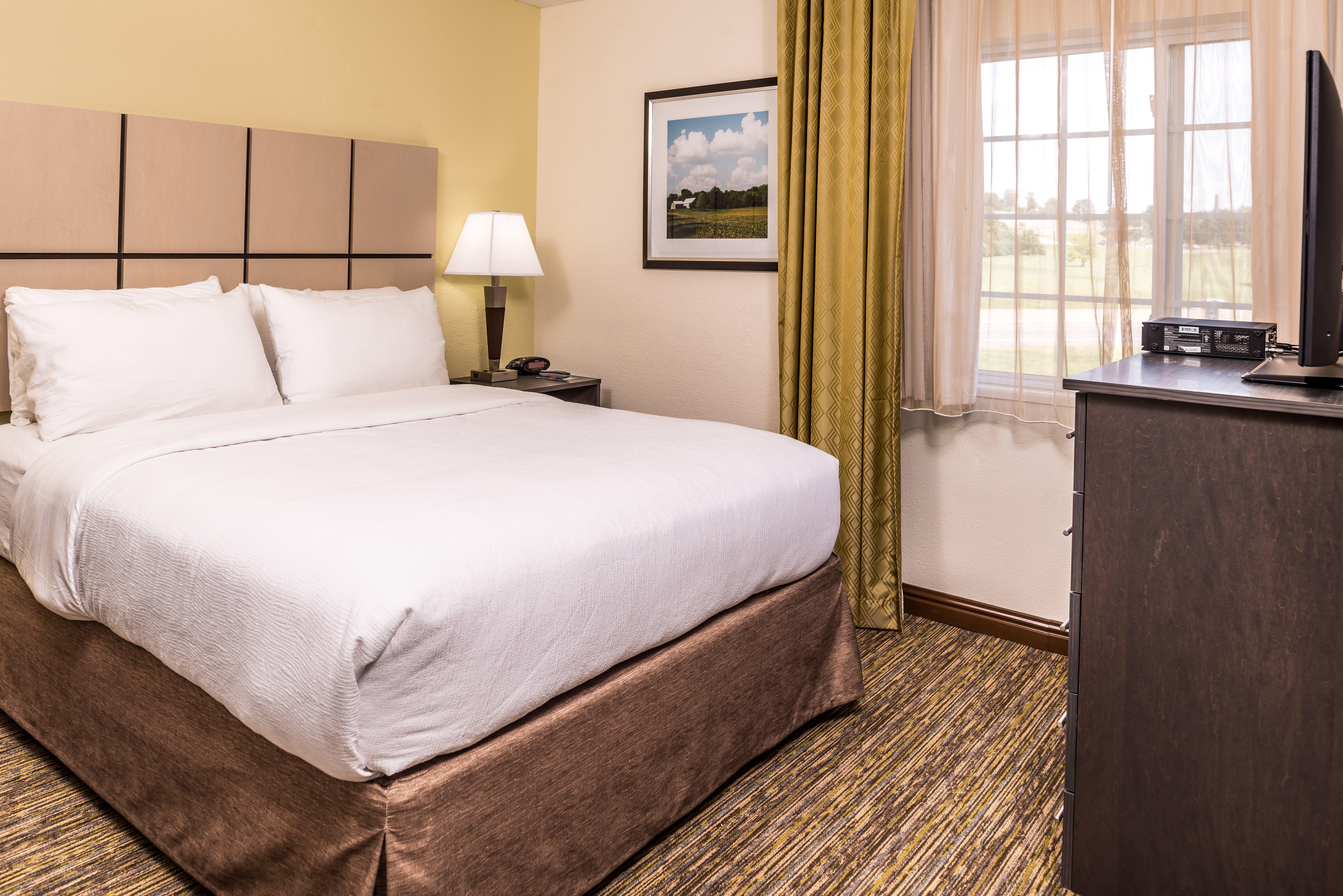 Candlewood Suites - Topeka West By Ihg Экстерьер фото