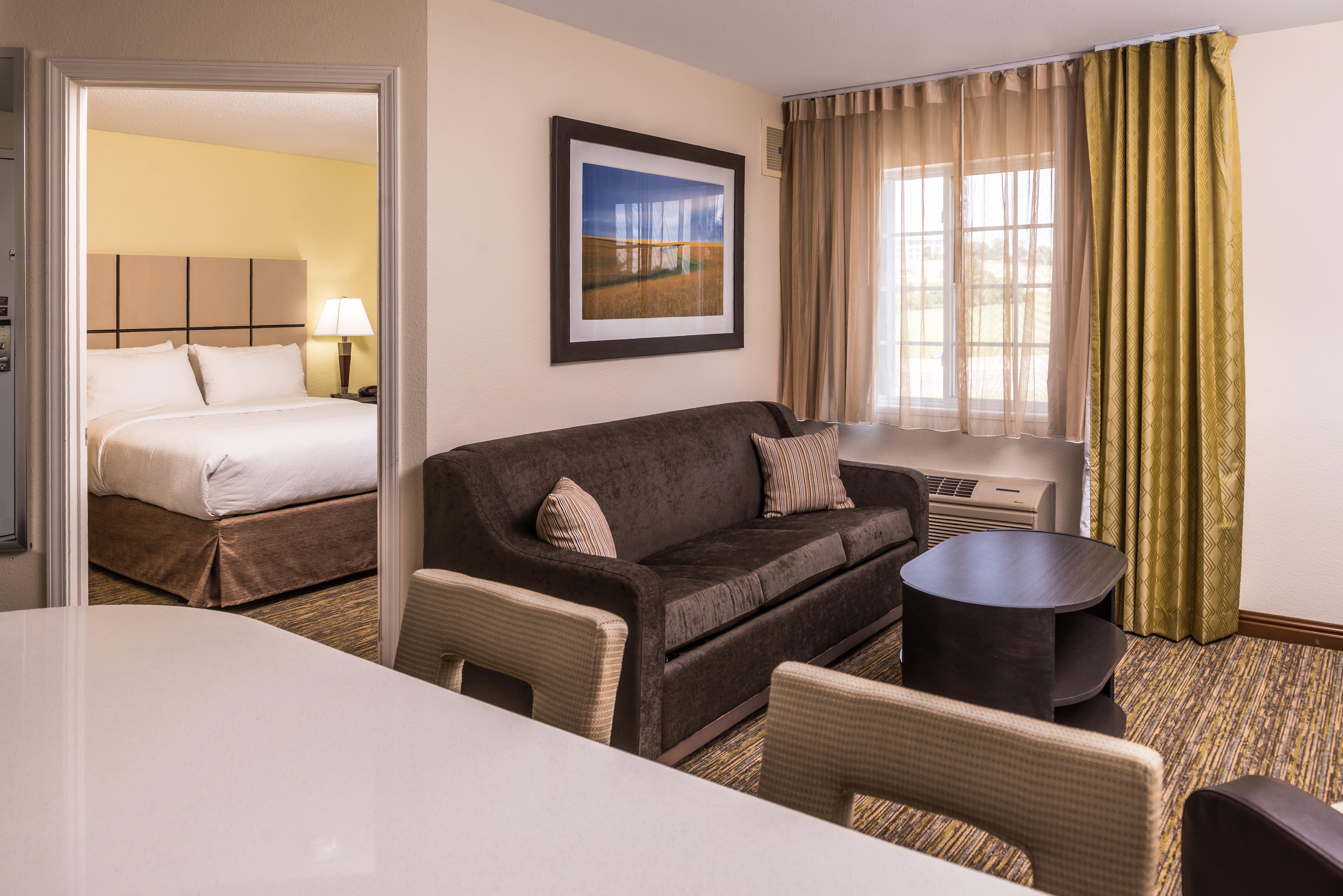 Candlewood Suites - Topeka West By Ihg Экстерьер фото