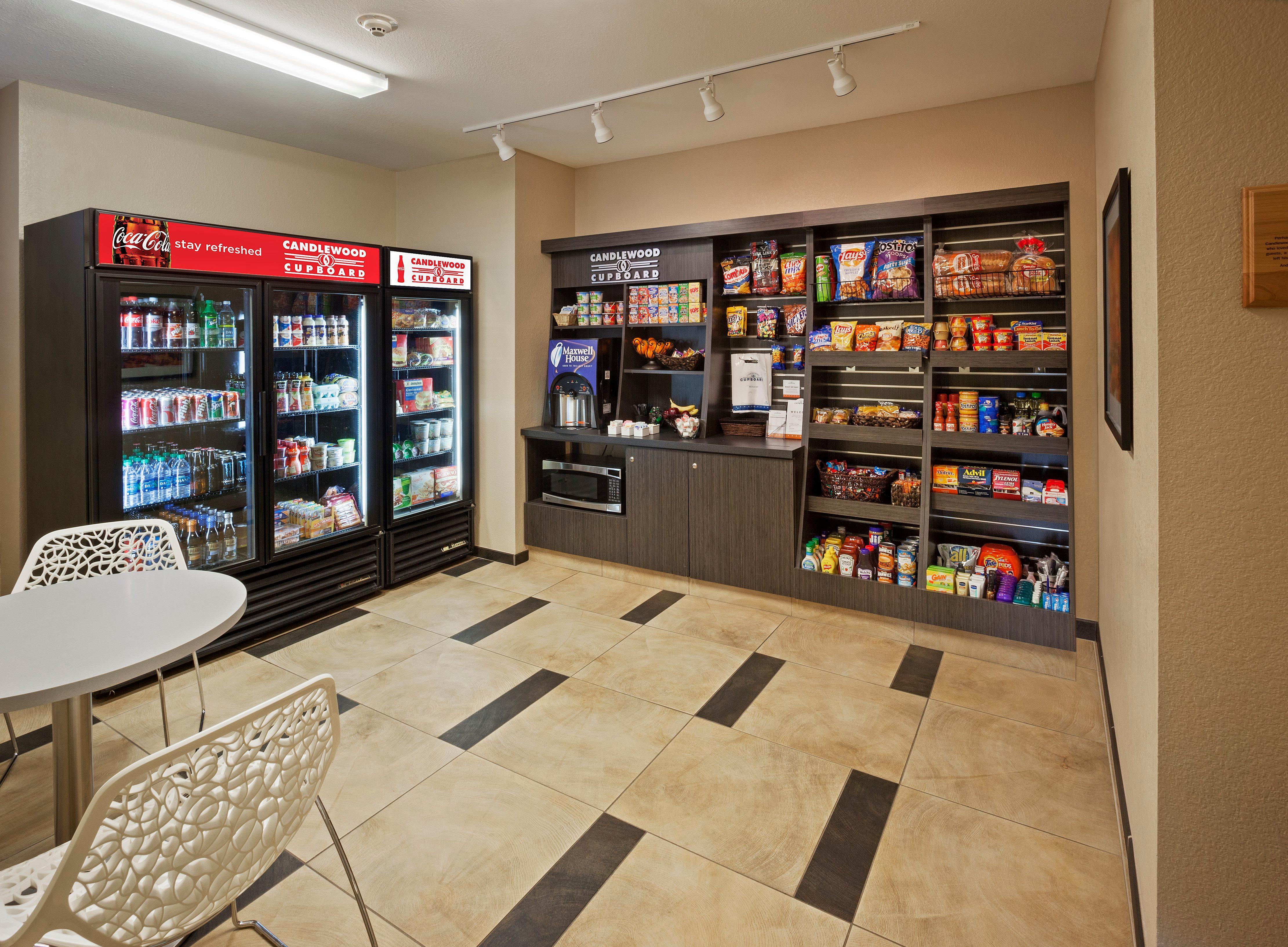 Candlewood Suites - Topeka West By Ihg Экстерьер фото