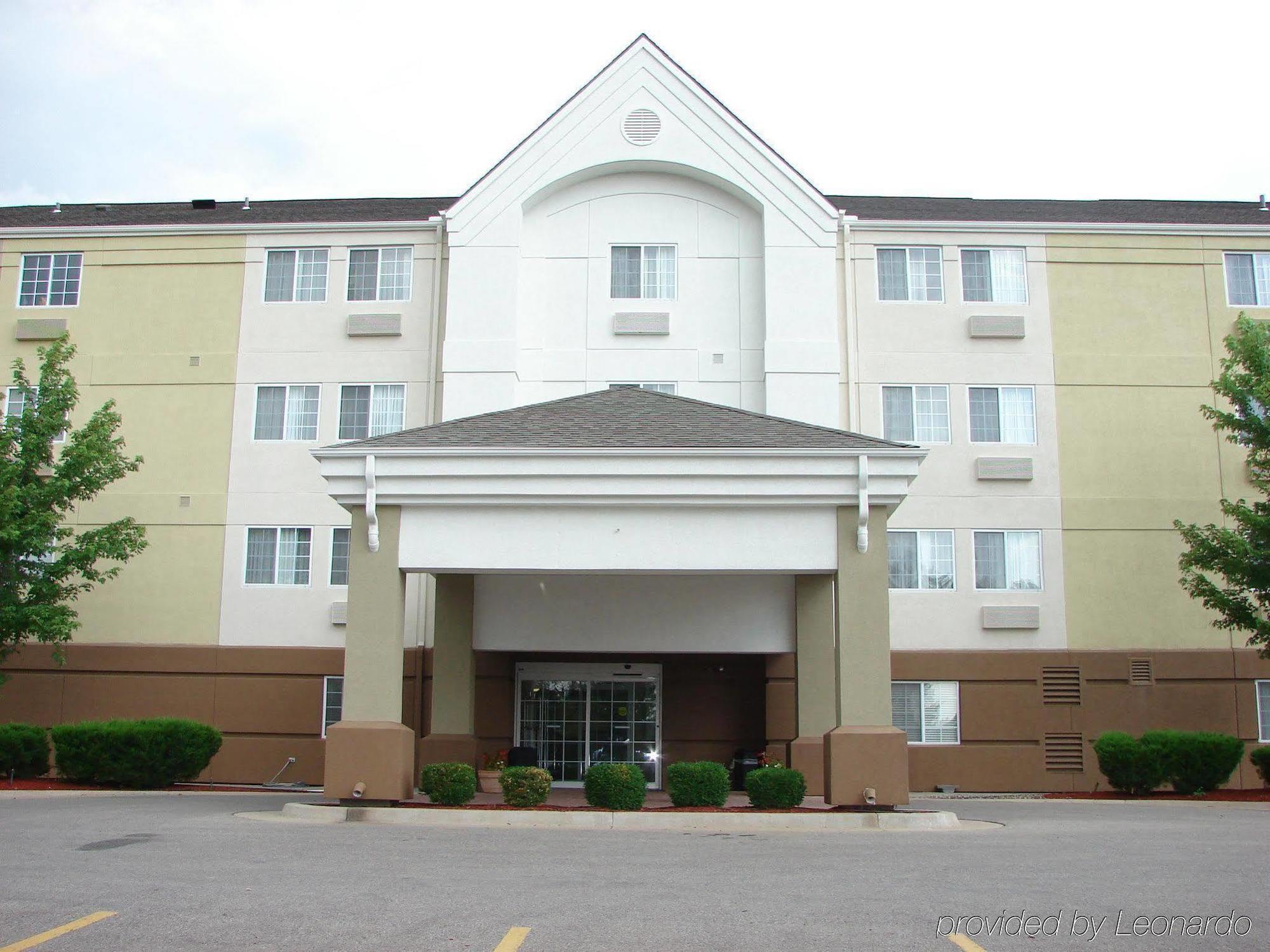 Candlewood Suites - Topeka West By Ihg Экстерьер фото